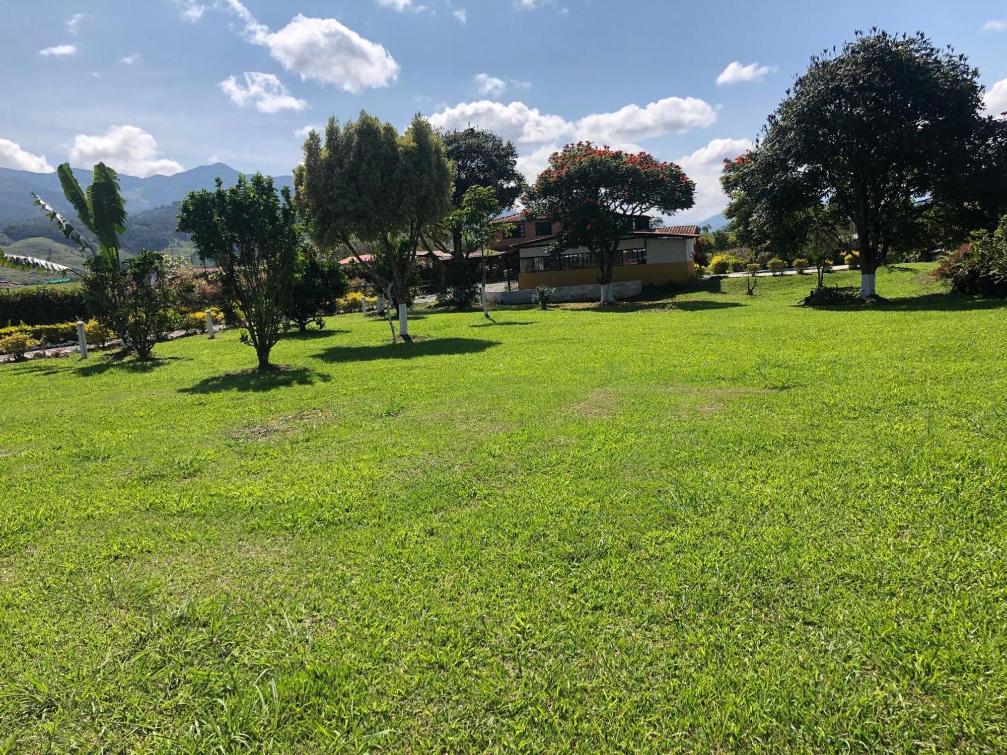 Finca Hotel Paraiso Urrao Eksteriør bilde