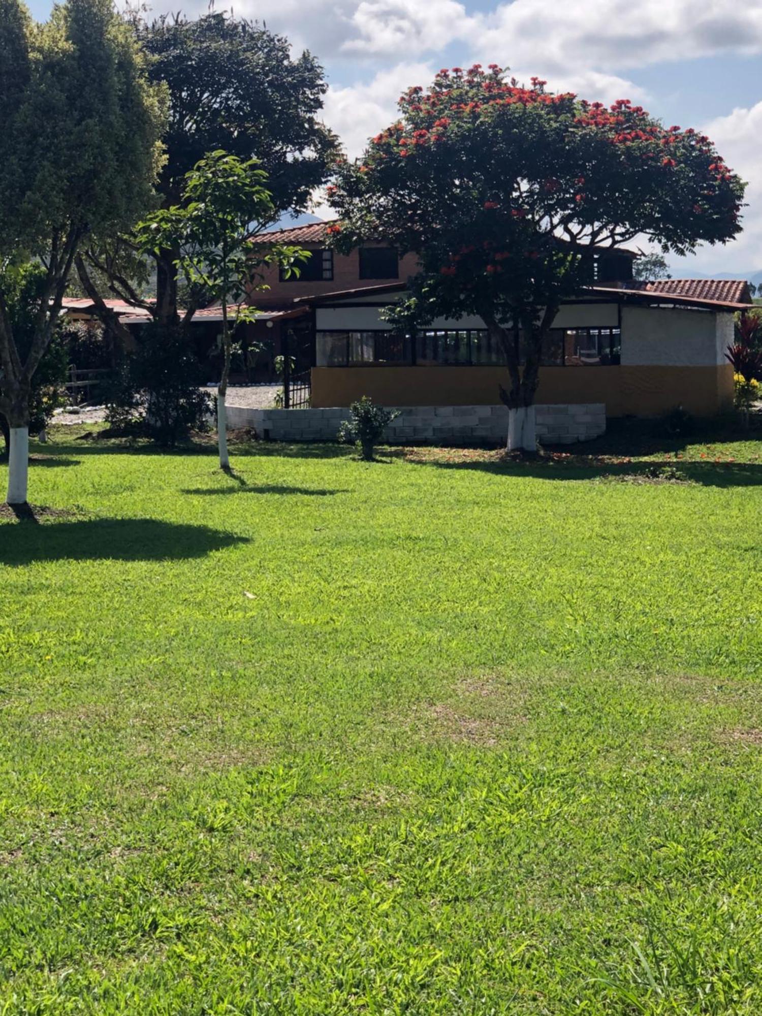 Finca Hotel Paraiso Urrao Eksteriør bilde